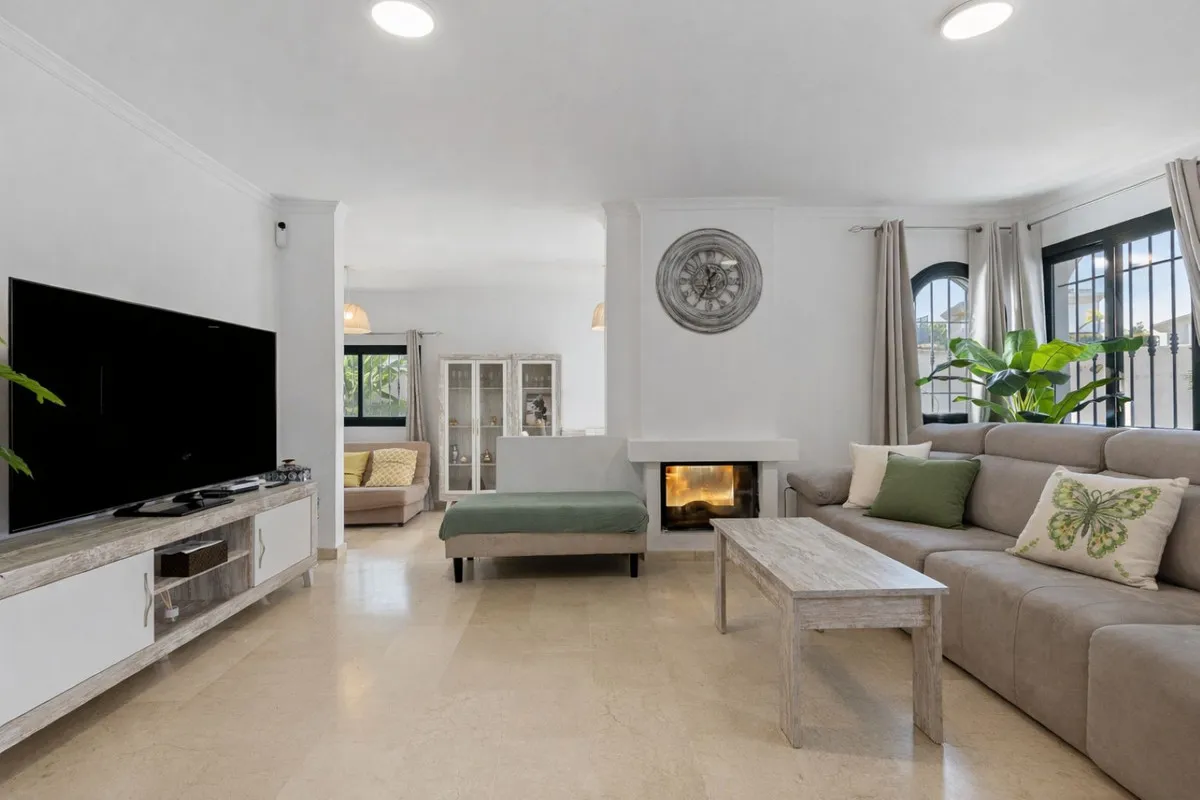 7a5d5d6f-9b6f-4a63-ace4-ebb88b2f8aa5