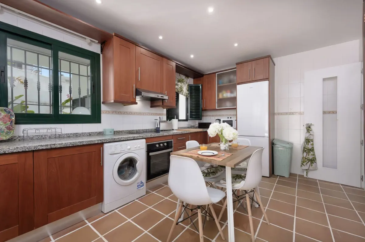 a4174e01-9d46-494d-969e-82457dd5f8e7