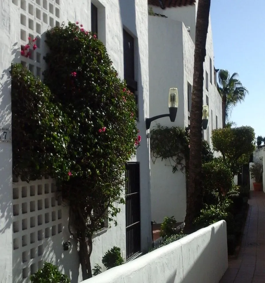 a9f6791a-a208-42ae-aa9b-3b1aee87dc2f