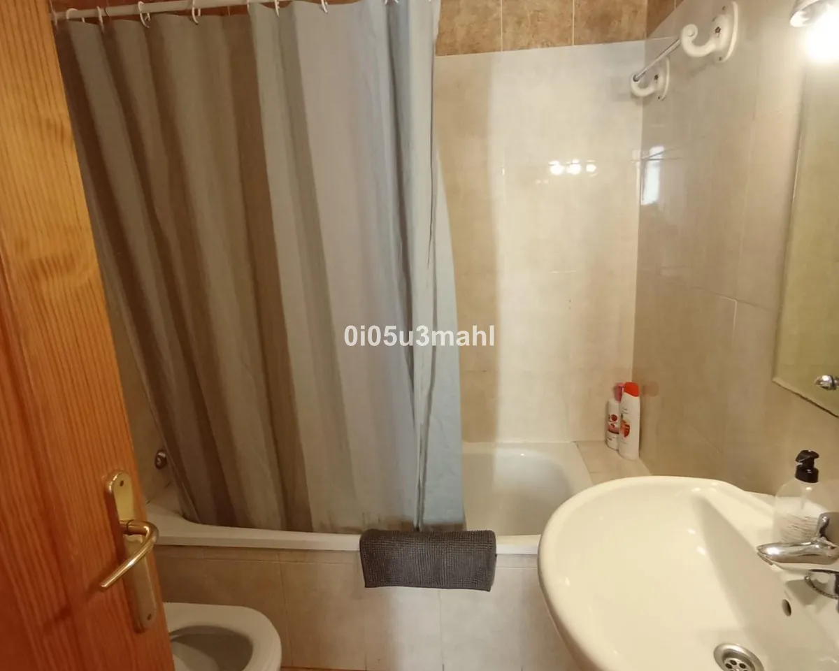 9d35a02f-f885-43e6-bf71-2ee6f512c65d