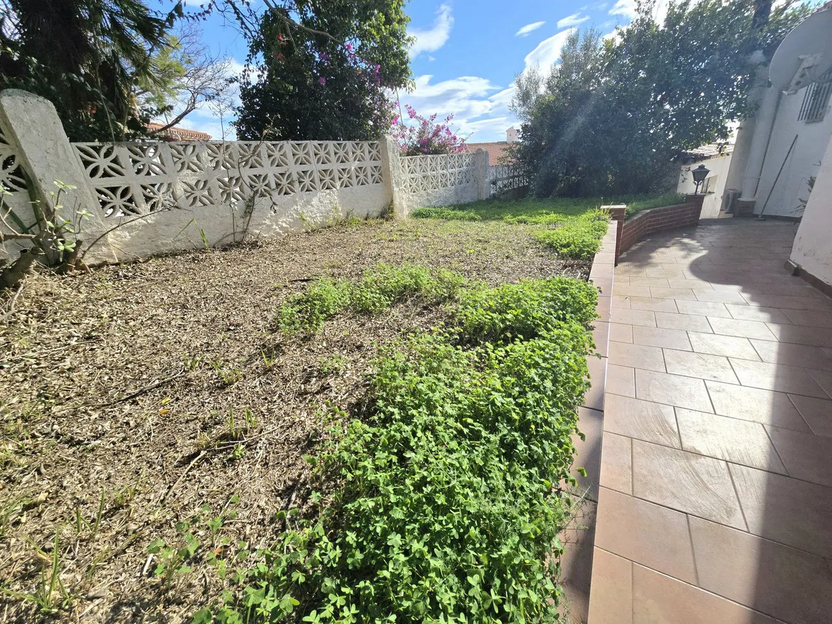 5dc86778-0d51-45a5-ae67-300d357e8de8