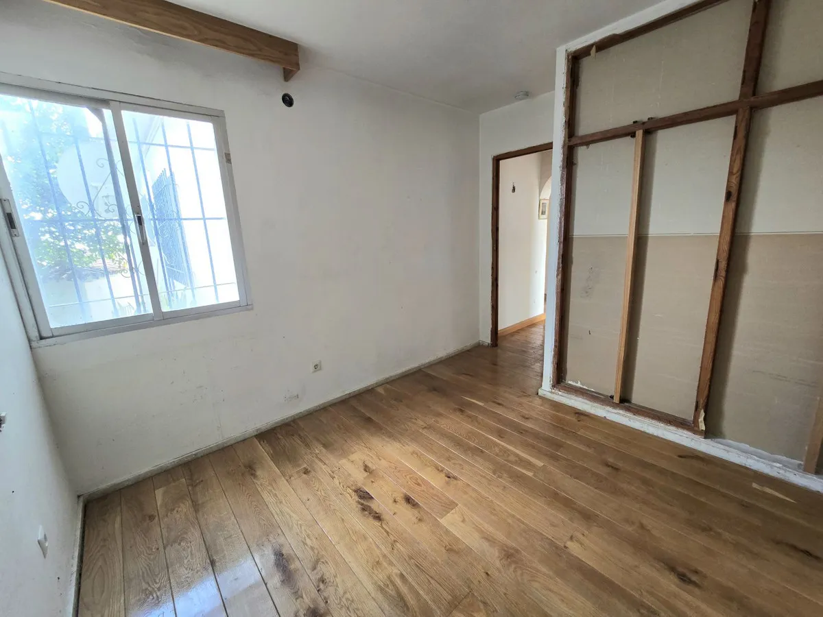 7b24dc71-5790-4292-a30f-48e4399984d2