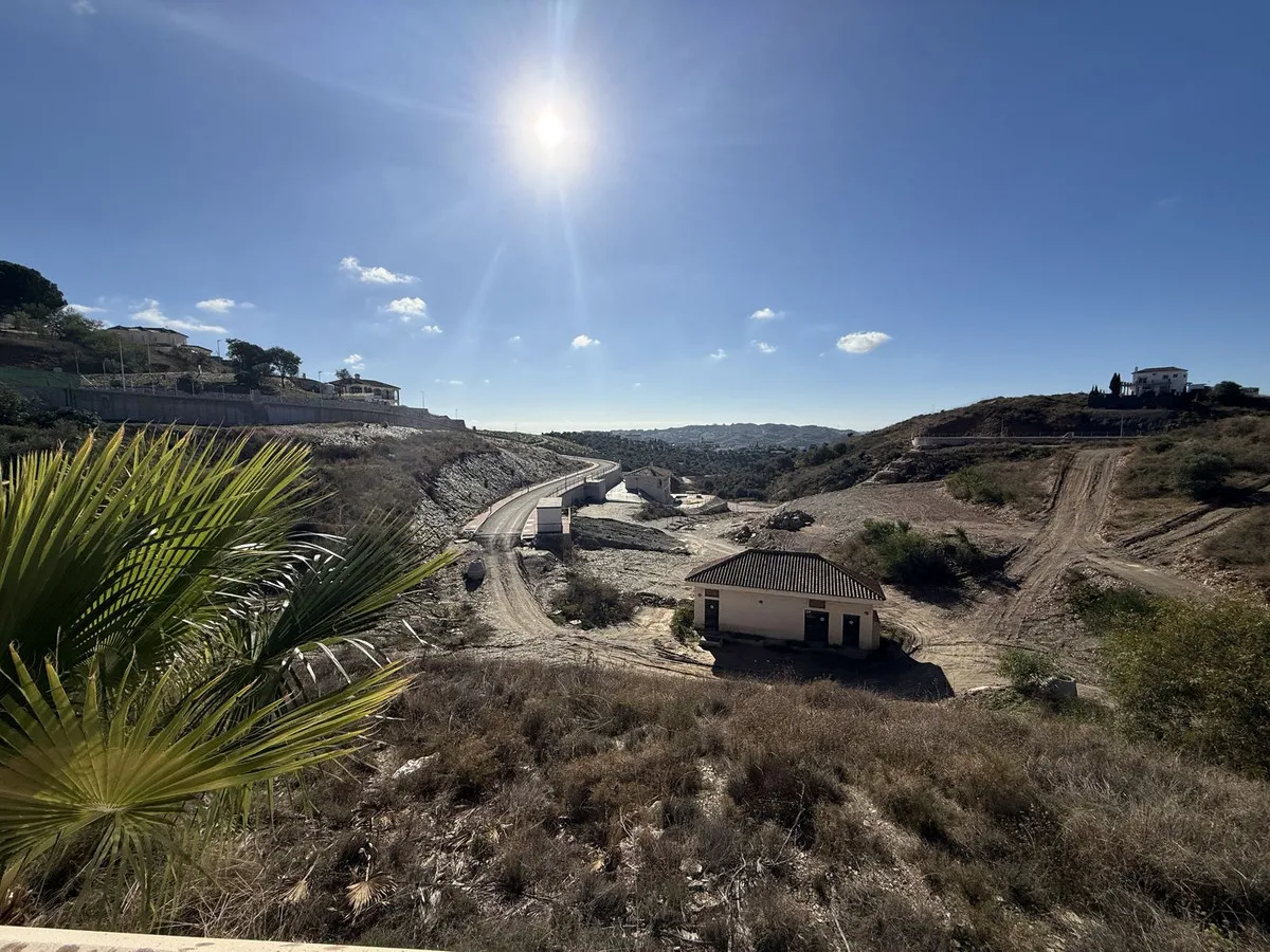 8c280a59-1c8b-4e88-86b0-cb3204590897