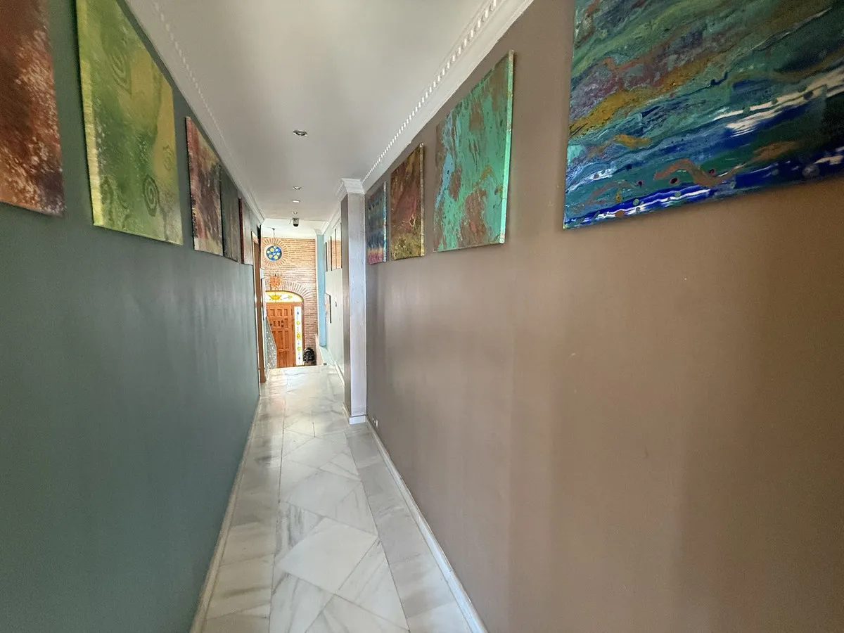 af81c2ca-b2fd-4c0f-a9ec-8b49d1507da3