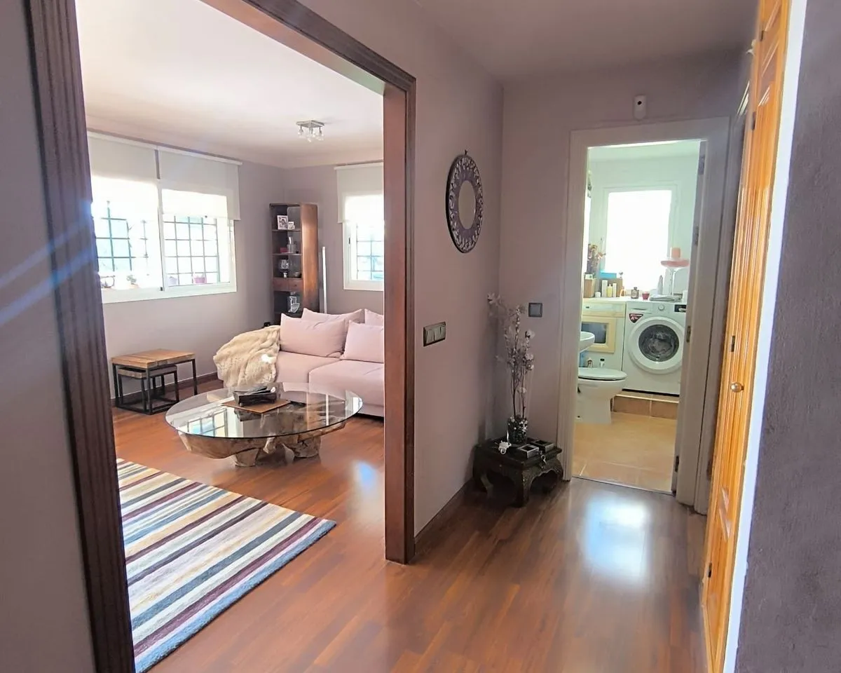 6e7affa6-b136-4aea-8a56-41f1817a2e0a