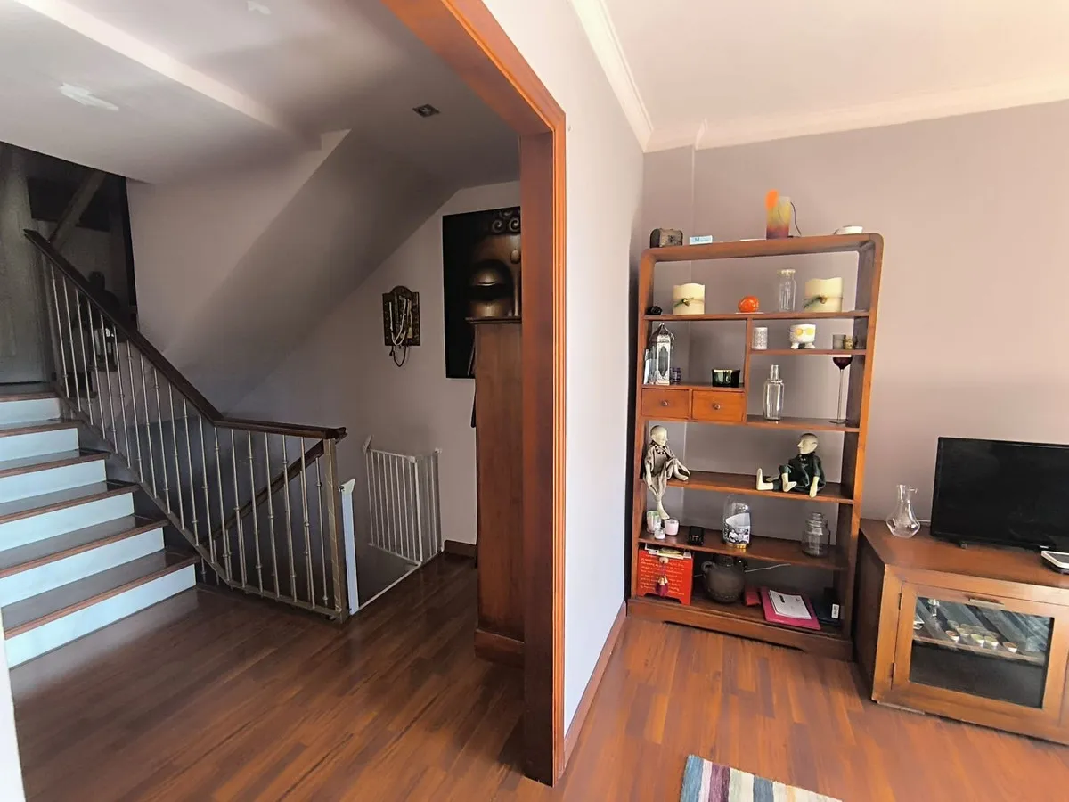 f4e92c48-7c3f-42eb-a1e7-540c5c700c4a