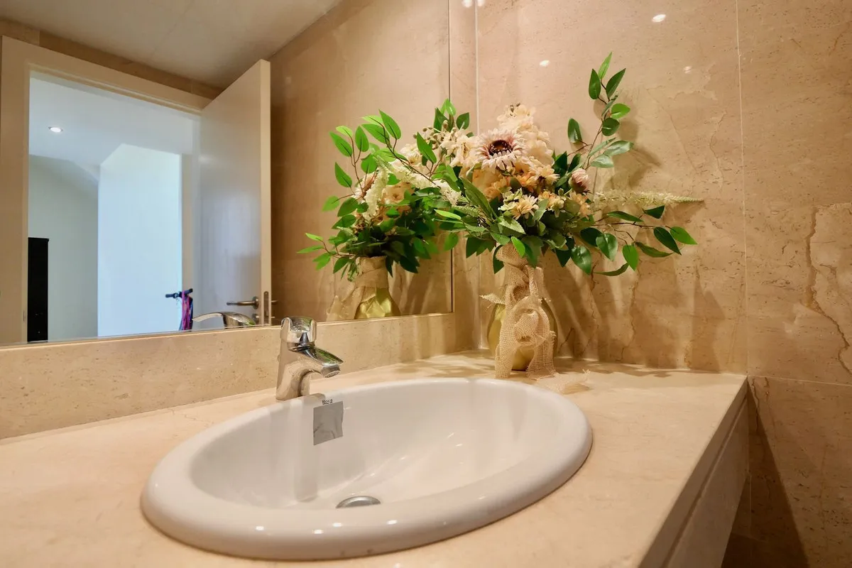 25996491-b5a5-4aa7-87af-a44db8d8b01a