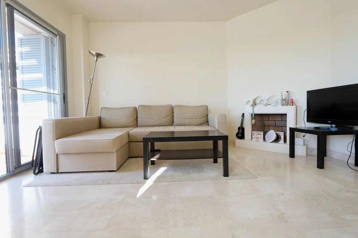 6de05026-4ddd-4318-9de6-2f1da0f91b6c