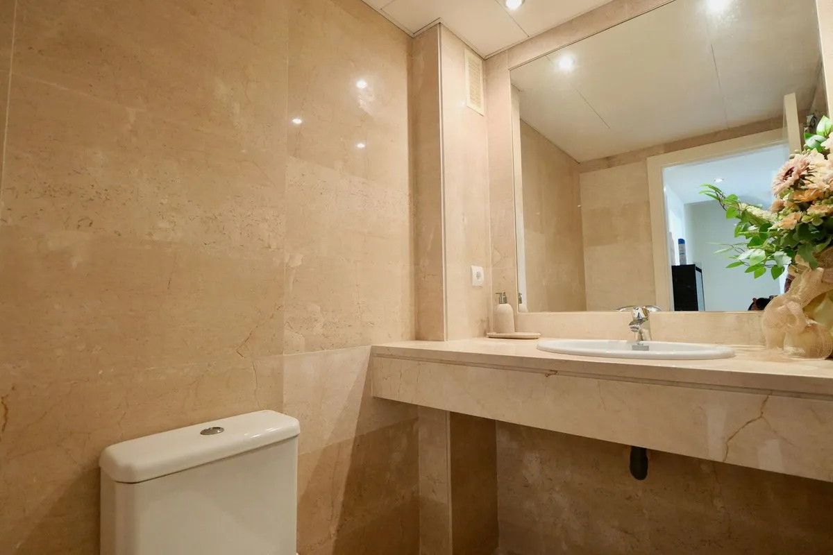 7e4a9a95-c0fa-4c9f-a3b3-20361b5b42d3