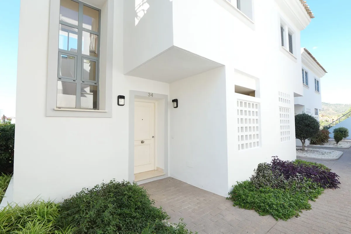 8546c684-86e4-451f-93f1-d8fec8b12ad9