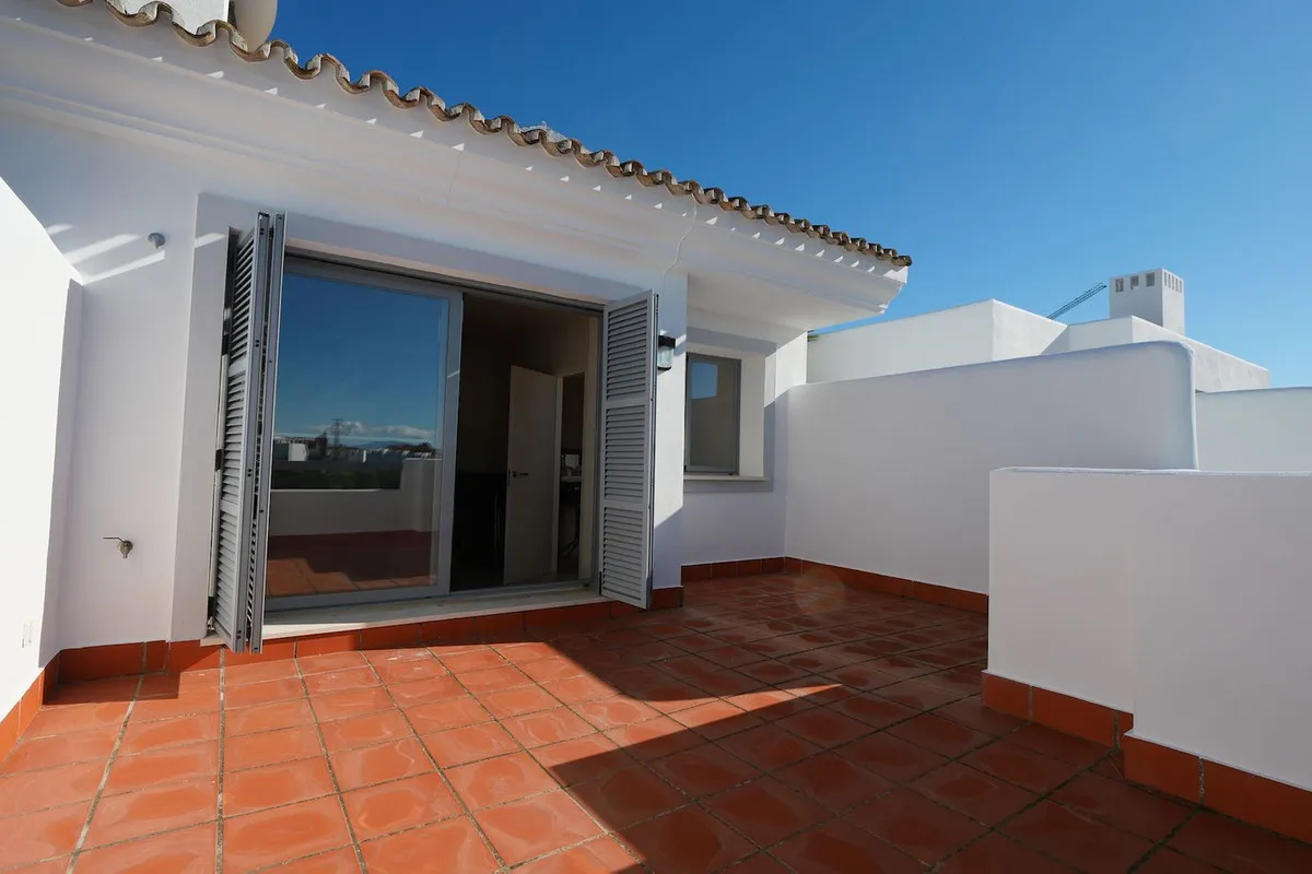 938c1f49-a0c8-4a83-9523-e678f26309f2