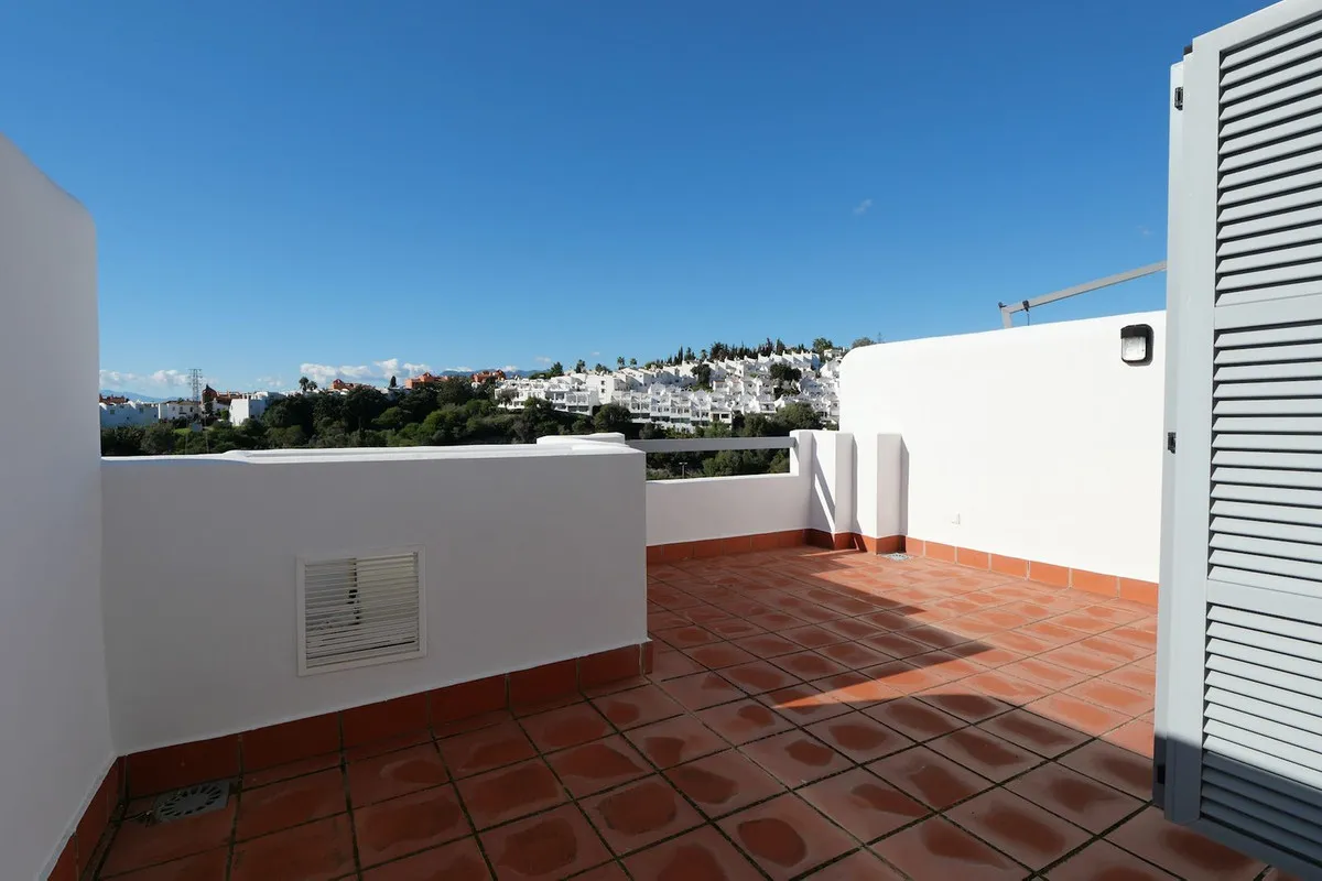 b27d39bb-93f4-48bf-a220-2f968260323c