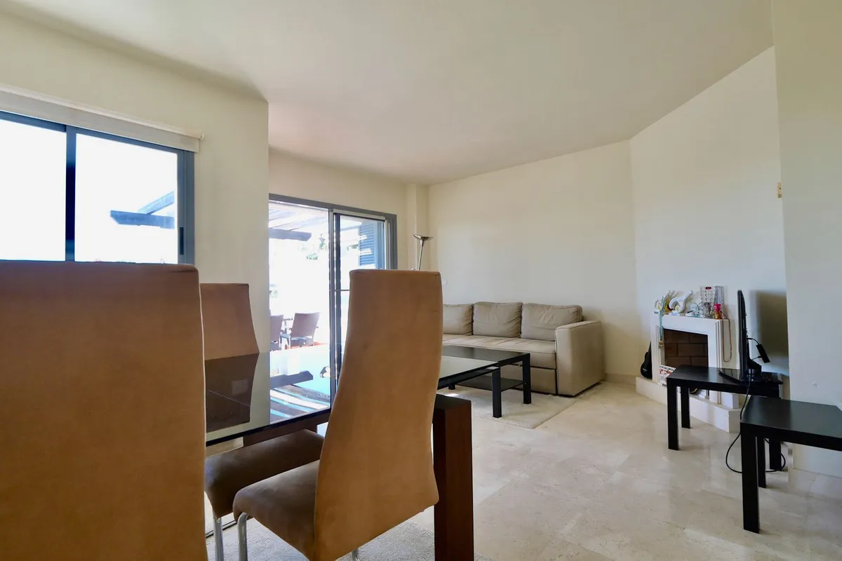 ff32e8c5-3ccc-4532-b906-3196c9b401c3