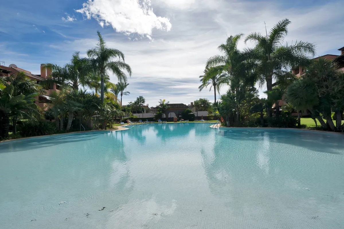 1553a173-12d1-4f3f-8f27-fef394d86250