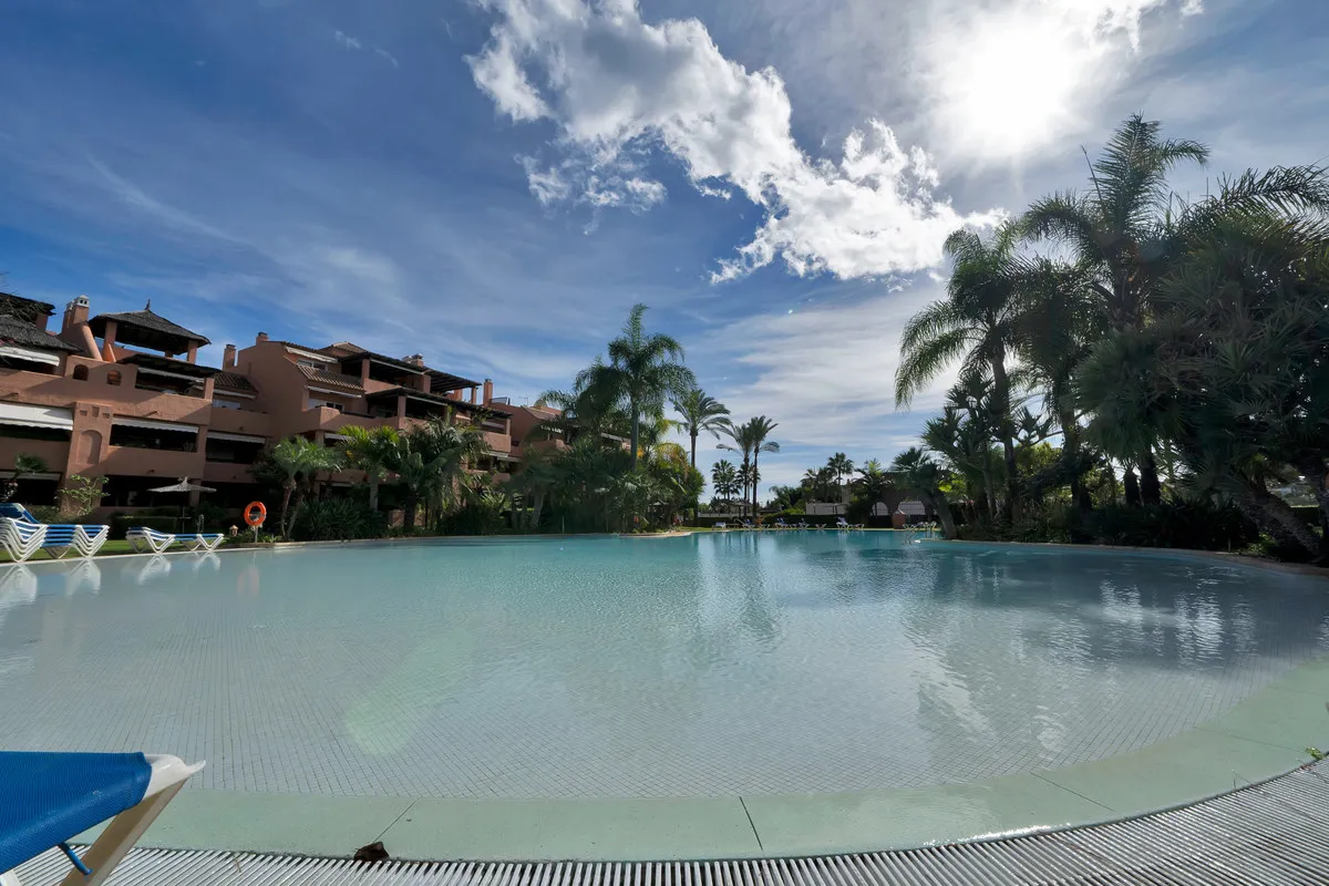 41732e11-cdf3-43df-8be0-71baa892c6e5