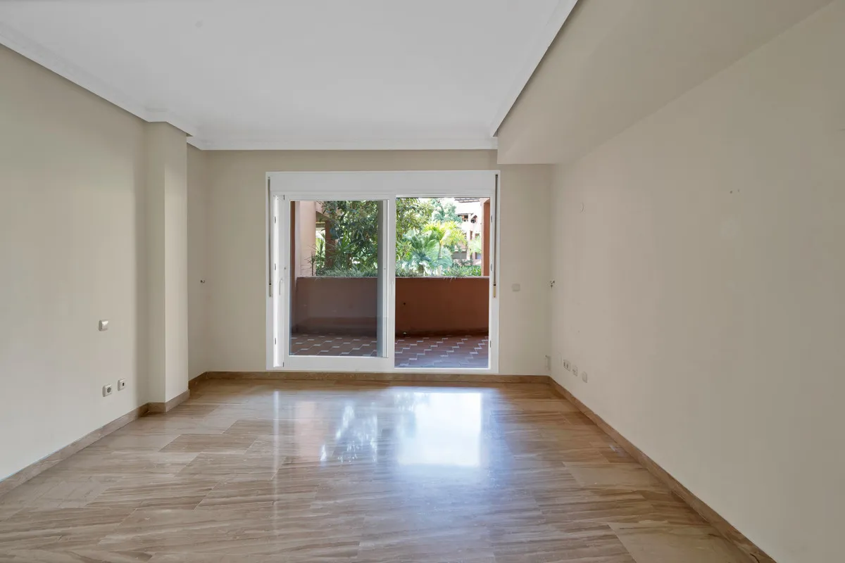 9aaa0e64-b472-471e-baad-4499a5dab17a