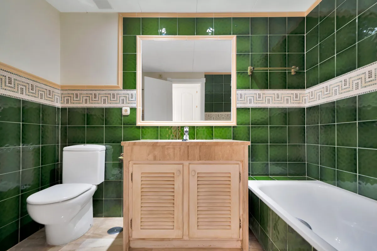 aa553599-1fb8-412b-9bde-2ea7924fd31d