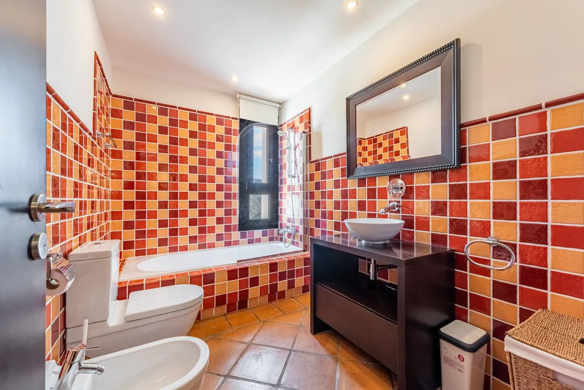 2c303d8d-8bbd-4615-ae6d-ccdec6c7df3c