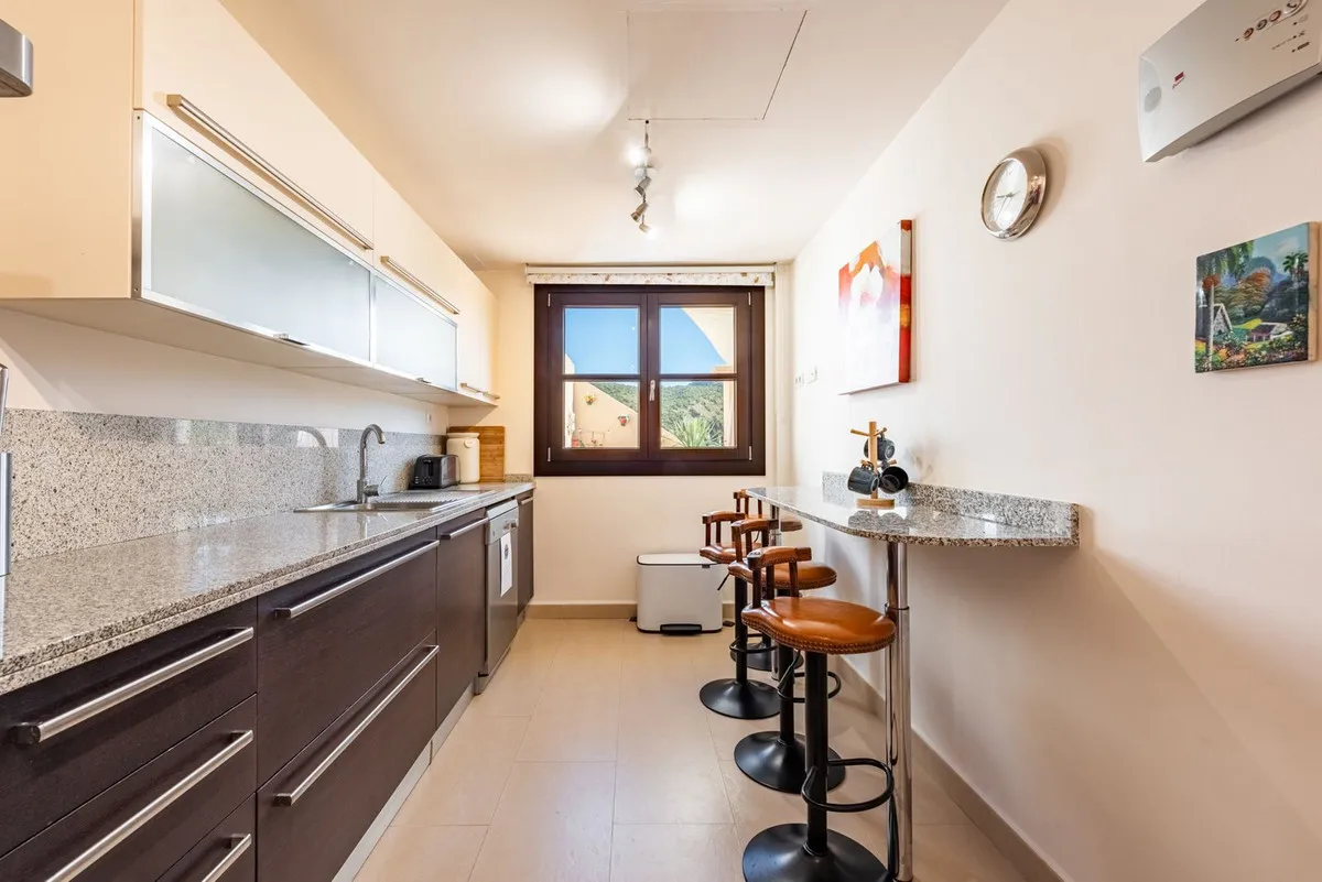 d2d1c49c-41a0-4ad2-91f5-7c82a2b625fa