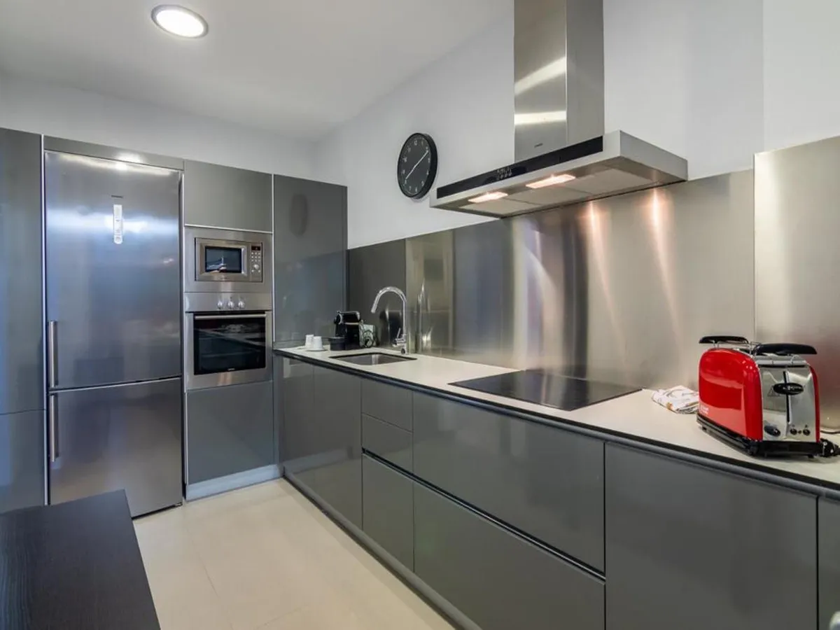 1aa6ea4f-9017-43d5-8df2-ef6ced9ee817