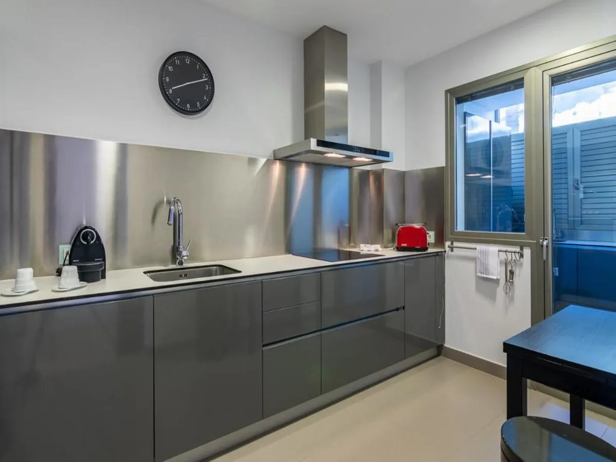 897158a7-3eae-488c-b40b-c65be7e8dadf