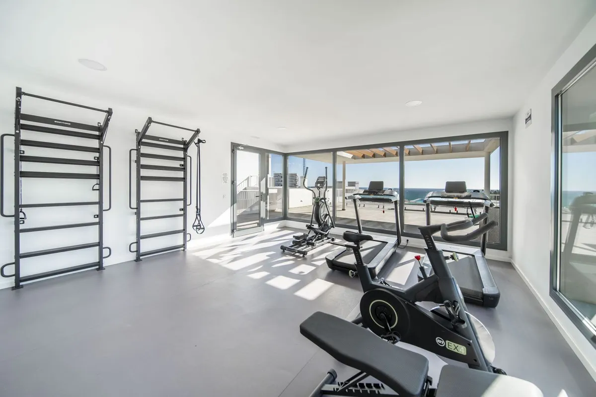 3babbb49-4aae-4dd1-bcb2-6caca9801975