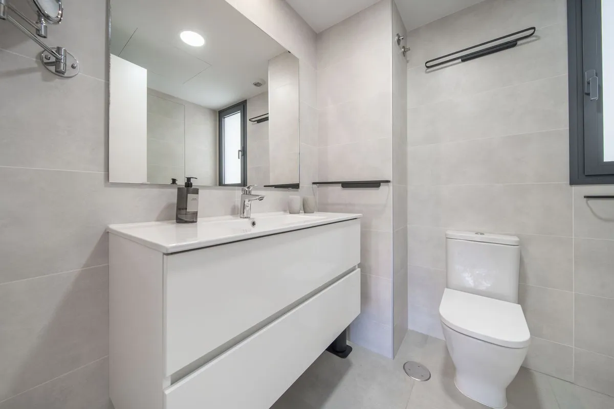 79461b40-1a51-4fd0-94a9-93c783faad91