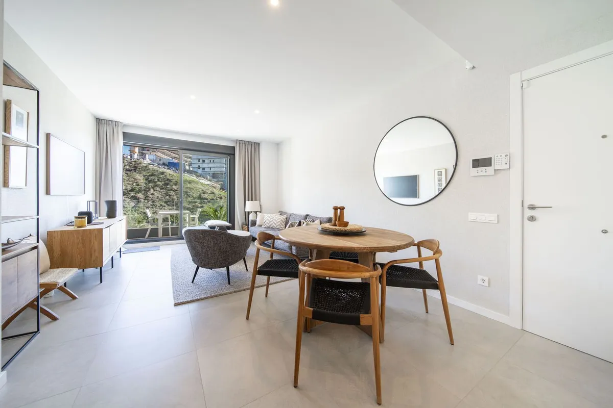 95483f72-62ce-4c8c-9a2a-e531bef13fe3