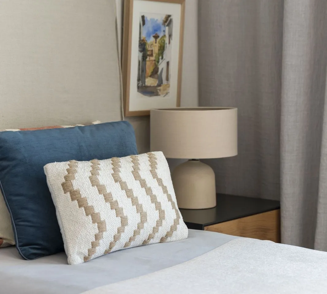 b3ef8a51-3a6c-4844-88f9-9568645e37f4