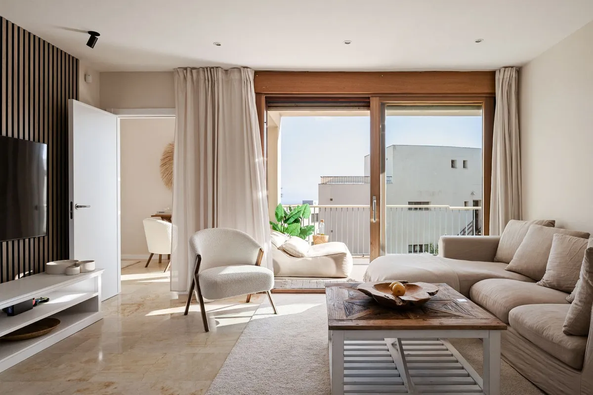 11092200-d93c-4399-92ea-935063e02888