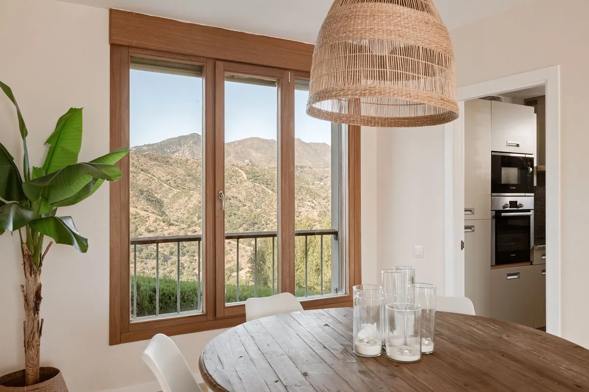 7650f91d-f23b-4c36-b898-95affe661f16