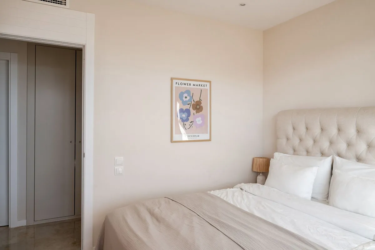 f610b811-e365-4c28-a7d7-0019ae65d3c7