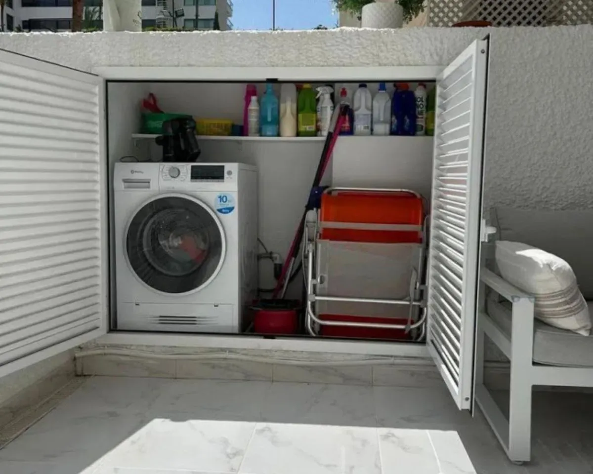 b0bca4ed-5bd1-4b76-a5a9-7bbd222d41c3