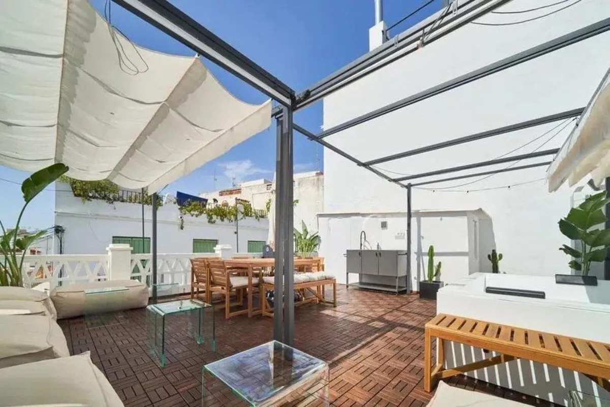 a08cfb1a-daf1-4e1c-9dae-59387df1c80c