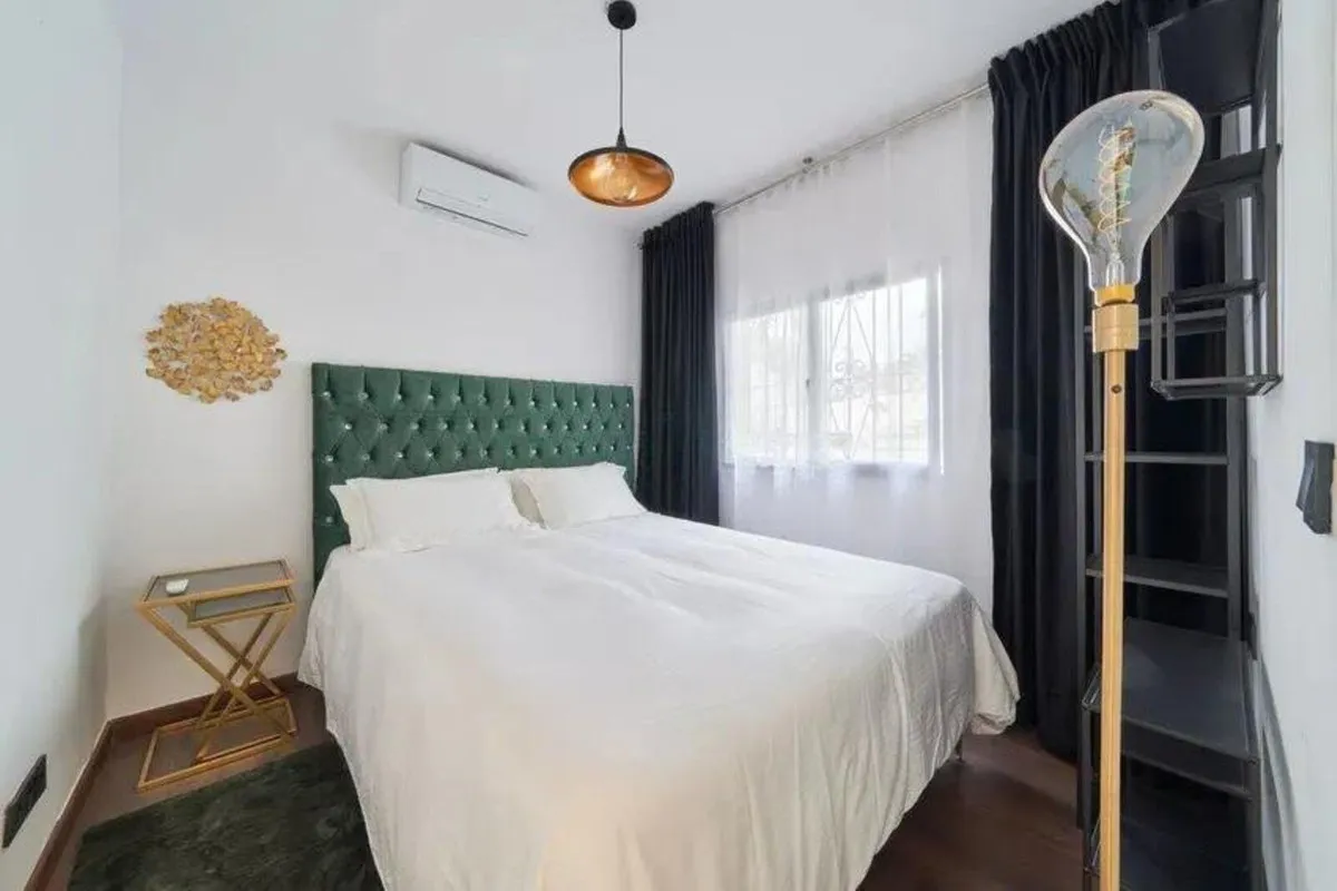 b869b265-7707-487b-baf8-71b477d3ba68