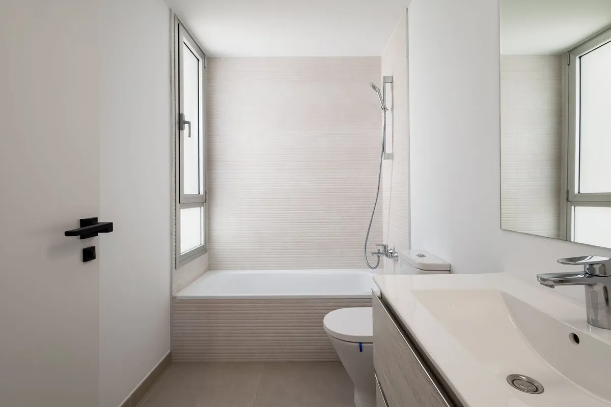 2b50b2d4-bcc0-4a54-b320-ab33538aa5ed