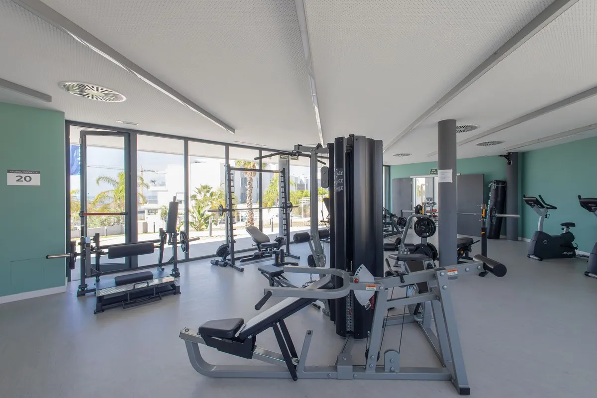 e836bb6e-90df-4bf3-8e03-218dadb7f5df