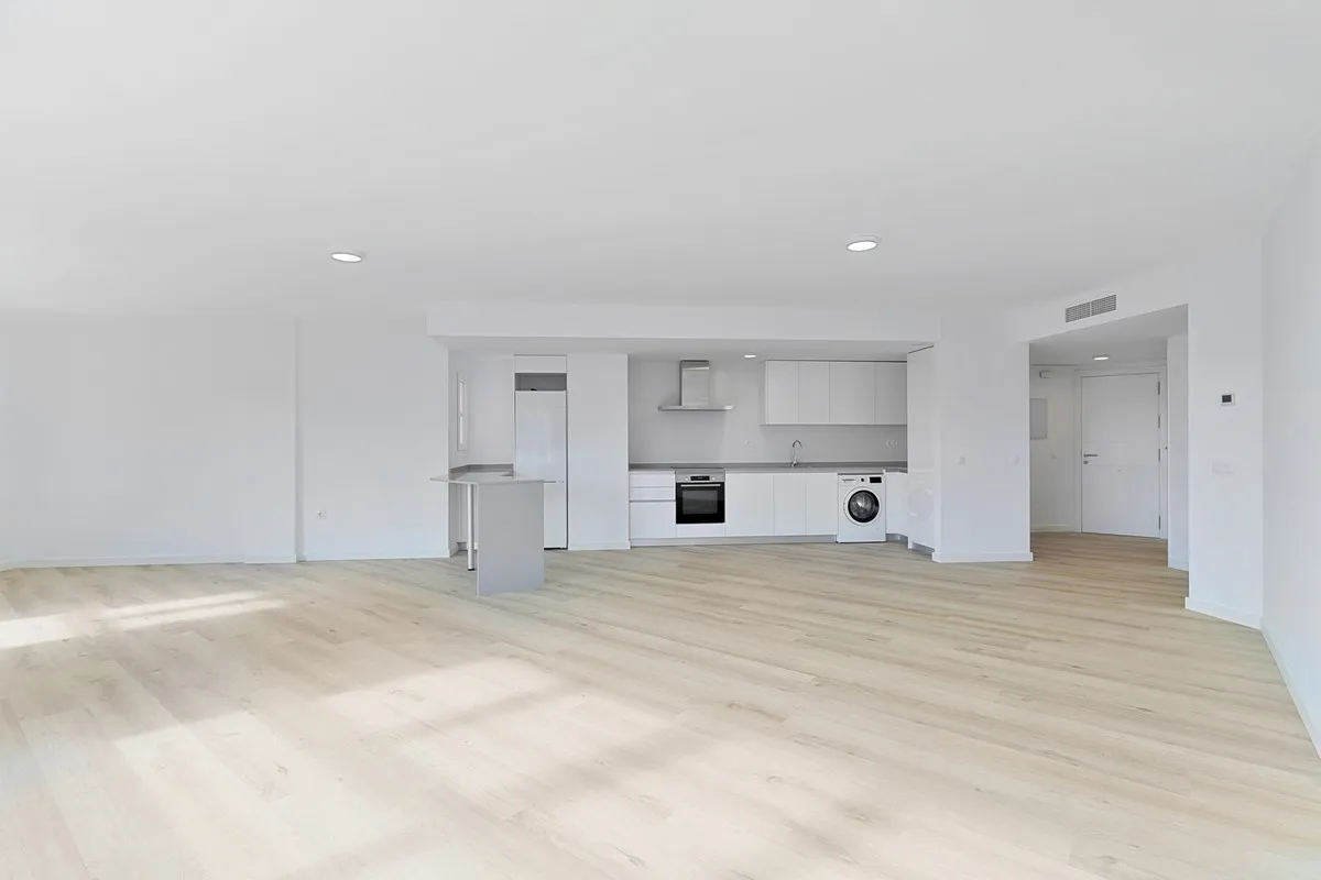 f537d819-fe70-4d5b-b80d-d5f185d9e71b