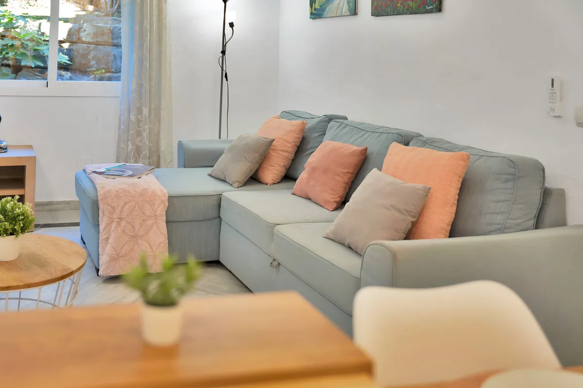 1531c4ad-cc7f-459f-bde1-f9471273eb0a