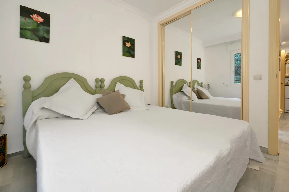 e40d4ace-1e75-4a85-ba43-60eeac357402