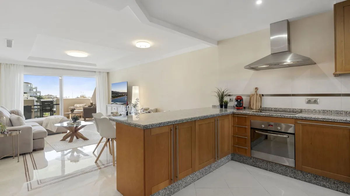 9969b5fd-5a7a-4109-8ace-5c56dccdace6