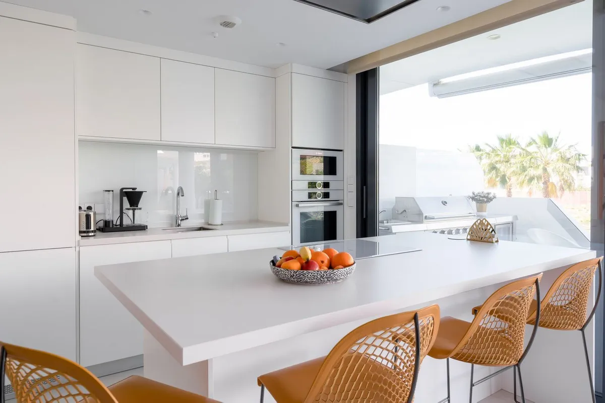 10d149be-548b-467b-9f91-43da3cb707a9