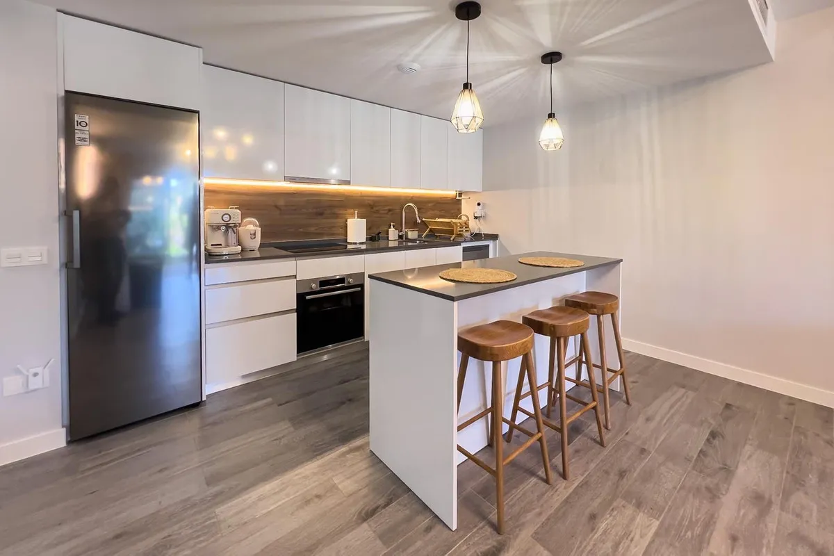 005fef31-afac-4c90-8862-dbef4d47b705