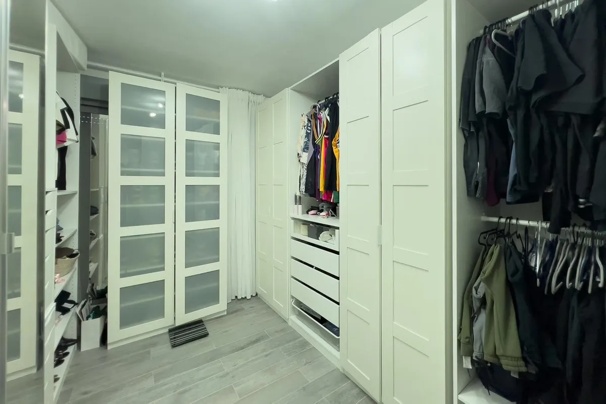 f9537f3a-c915-4215-812e-7e573c3a7b1b