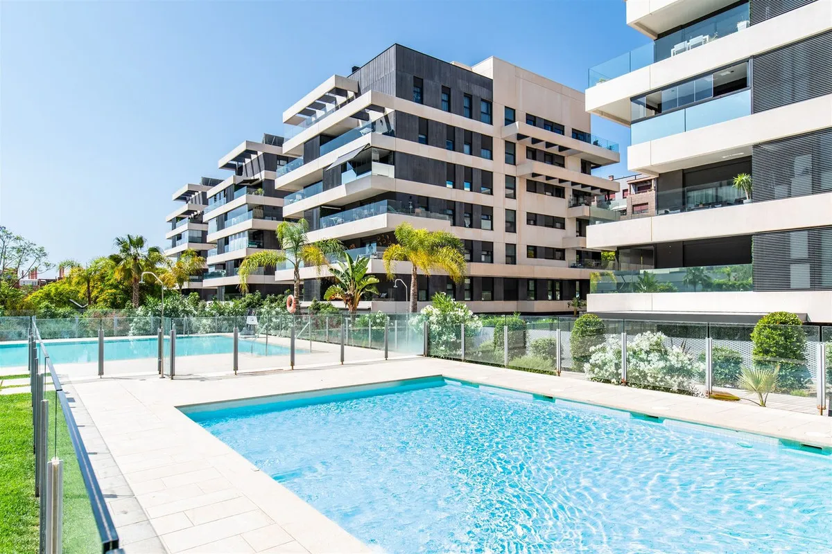 4f6b2cbb-ecf5-422e-b261-972a7303ce73