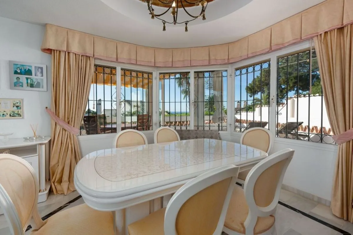 cc815ec4-f5ce-41db-87ea-9765e9a01e74