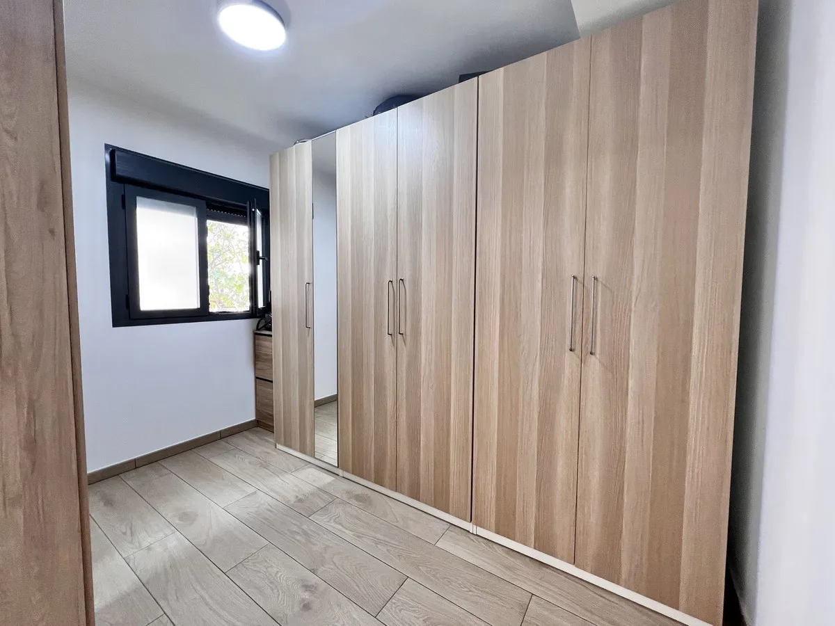 e6a988b4-c46d-4ef4-987b-88aebf4a9740