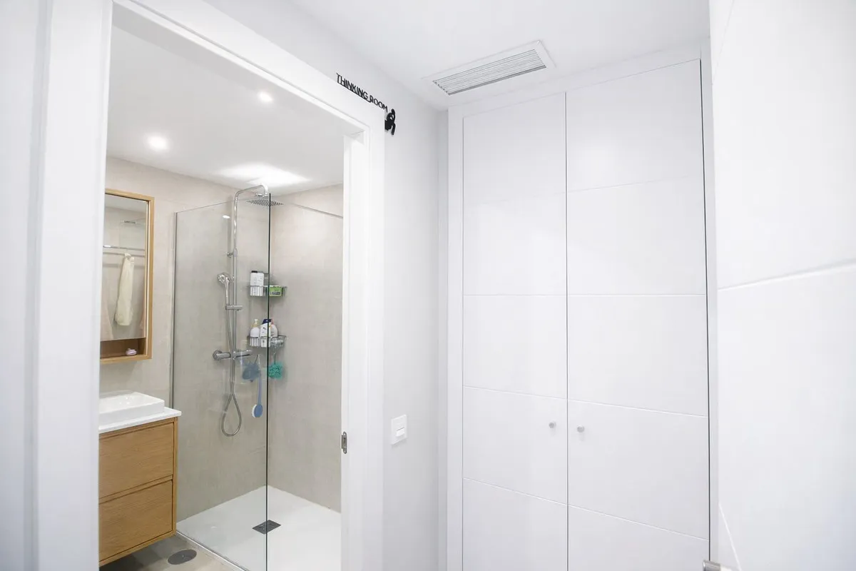 1f214c6a-5467-4c33-b5de-50738fae0dd4