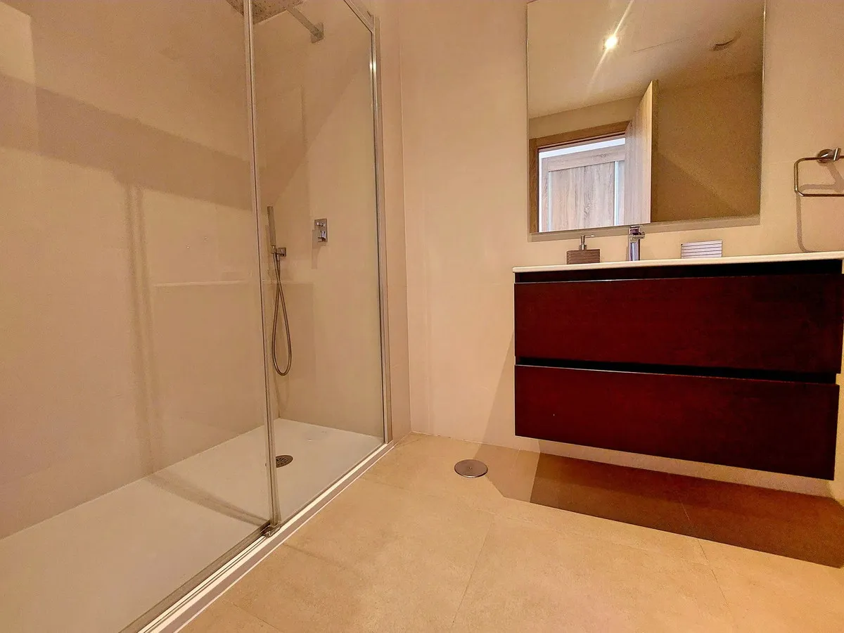 49d3c34b-0dd8-4307-8498-7705c788cdcc