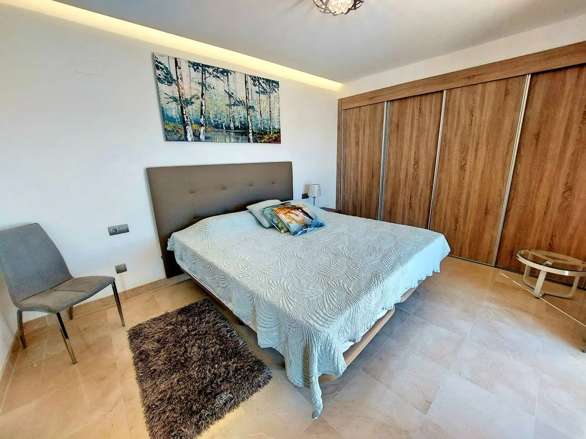 dbdb0152-d0f8-4374-b410-4d8f45385027